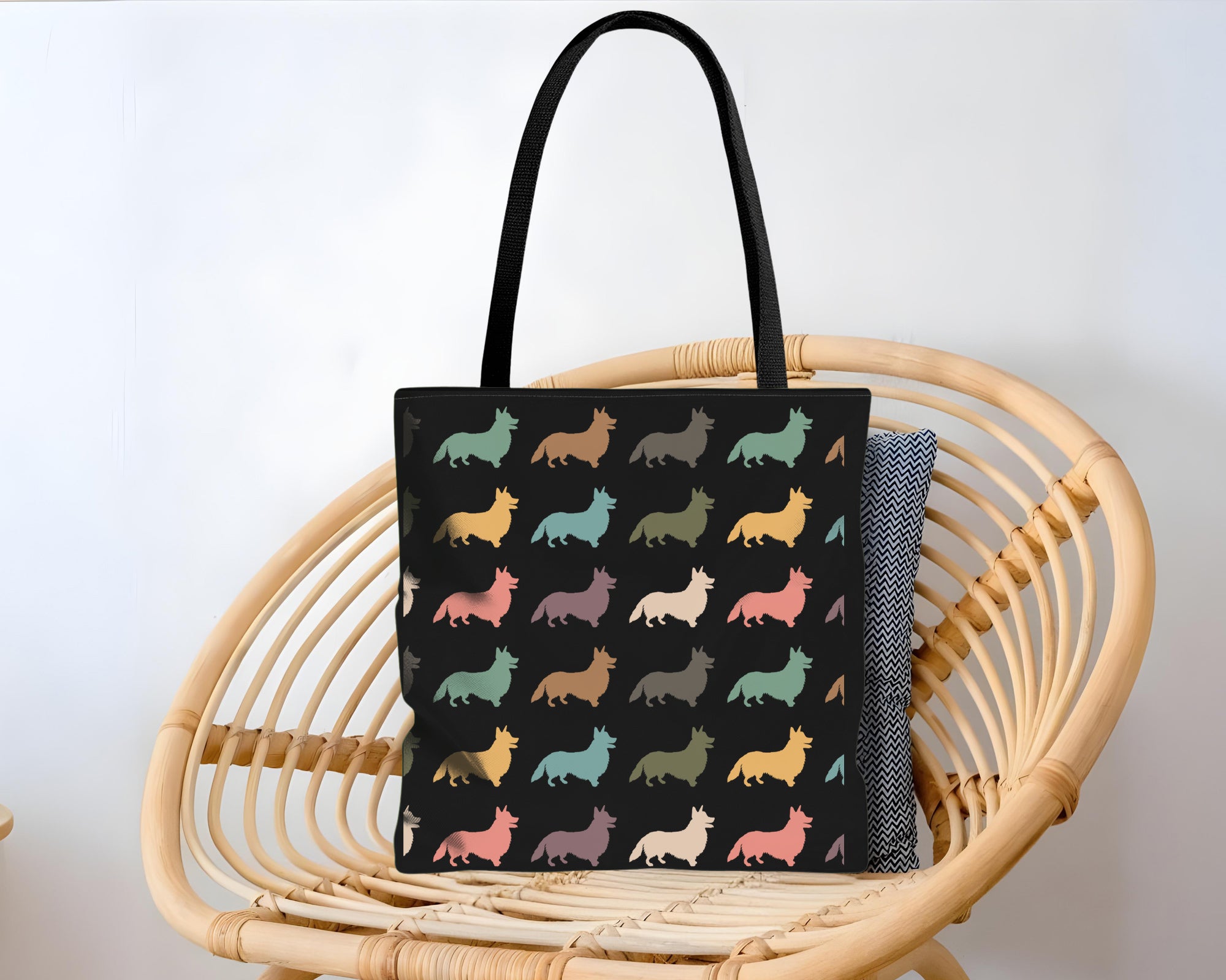 Tote bag with colorful dog patterns