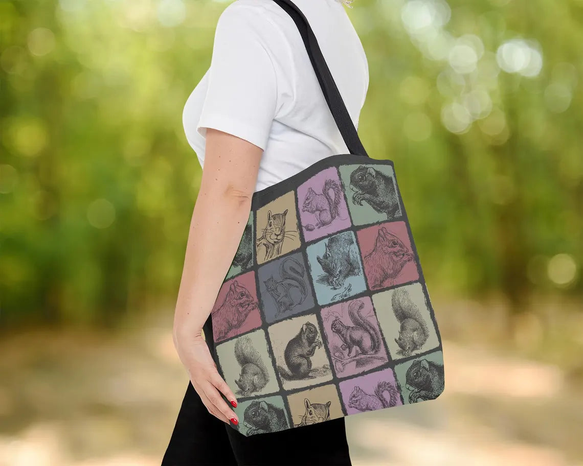 Title Vintage Squirrel Tote Bag – Retro Woodland Animal Over Shoulder Carry Bag – Cute Forest Lover Gift for Everyday Use