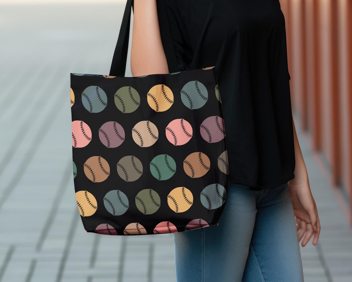 Retro Baseball Lover Tote Bag – Sports Enthusiast Gift – Over the Shoulder Player Everyday Bag for Fans