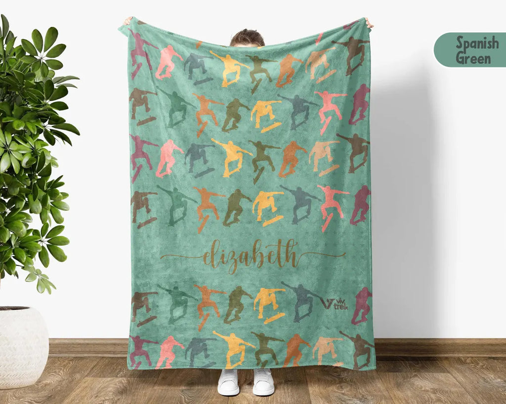 Custom Skateboarding Blanket, Retro Personalized Name Skateboard Gift for Teens, Cool Skateboarder Throw for Boys & Girls, Unique Gift