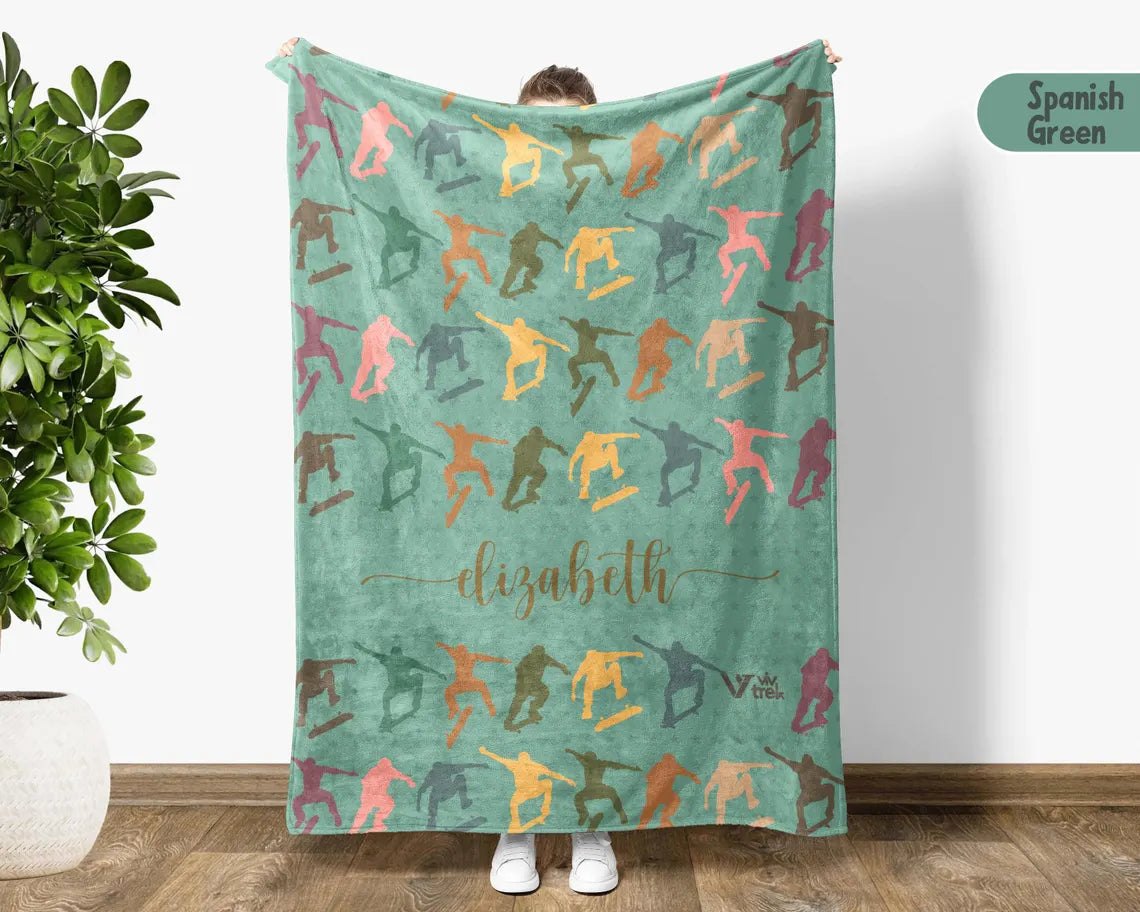 Custom Skateboarding Blanket, Retro Personalized Name Skateboard Gift for Teens, Cool Skateboarder Throw for Boys & Girls, Unique Gift