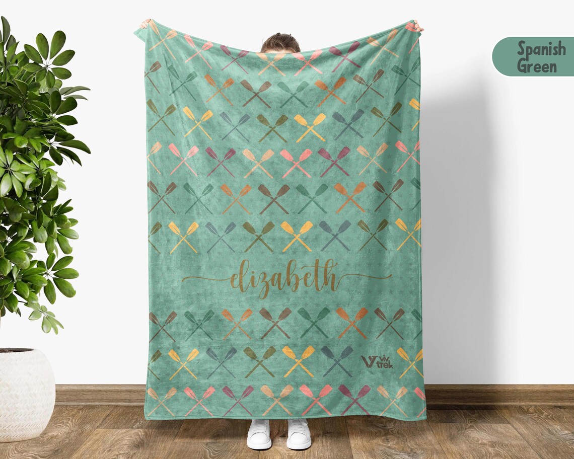 Personalized Rowing Blanket, Retro Custom Name Throw for Rowing Lovers, Cozy Sporty Home Decor, Unique Gift for Rowers & Water Sports Fans