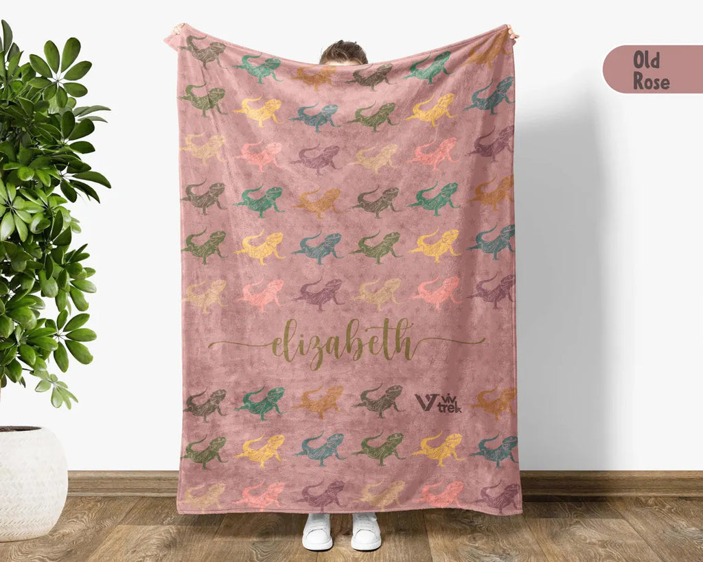 Custom Name Bearded Dragon Blanket | Personalized Vintage Lover Throw | Retro Reptile Graphic Blanket | Pet Lover Gift for Home