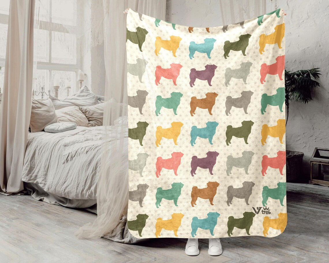 Retro Vintage Pug Dog Blanket Throw | Cozy Pug Lover Fleece Gift for Home | Unique Pet Graphic Blankets