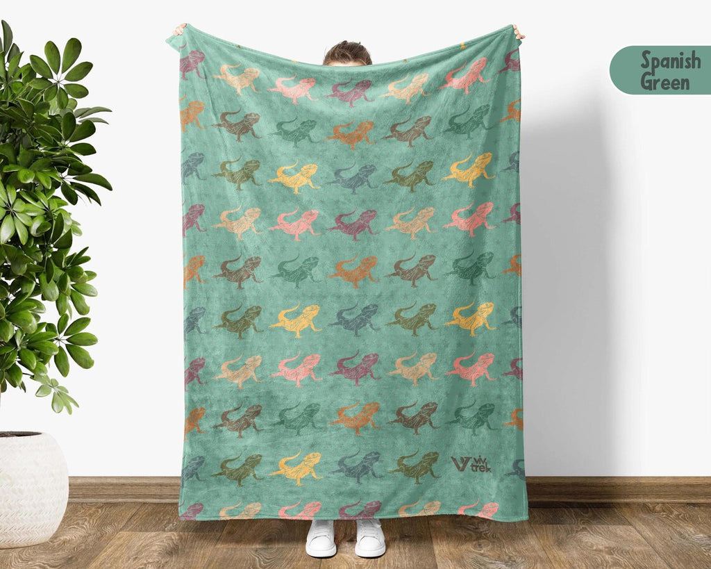 Bearded Dragon Gift Blanket | Vintage Bearded Dragon Lover Throw | Retro Reptile Blankets | Cozy Bearded Dragon Graphic | Pet Lover Gift