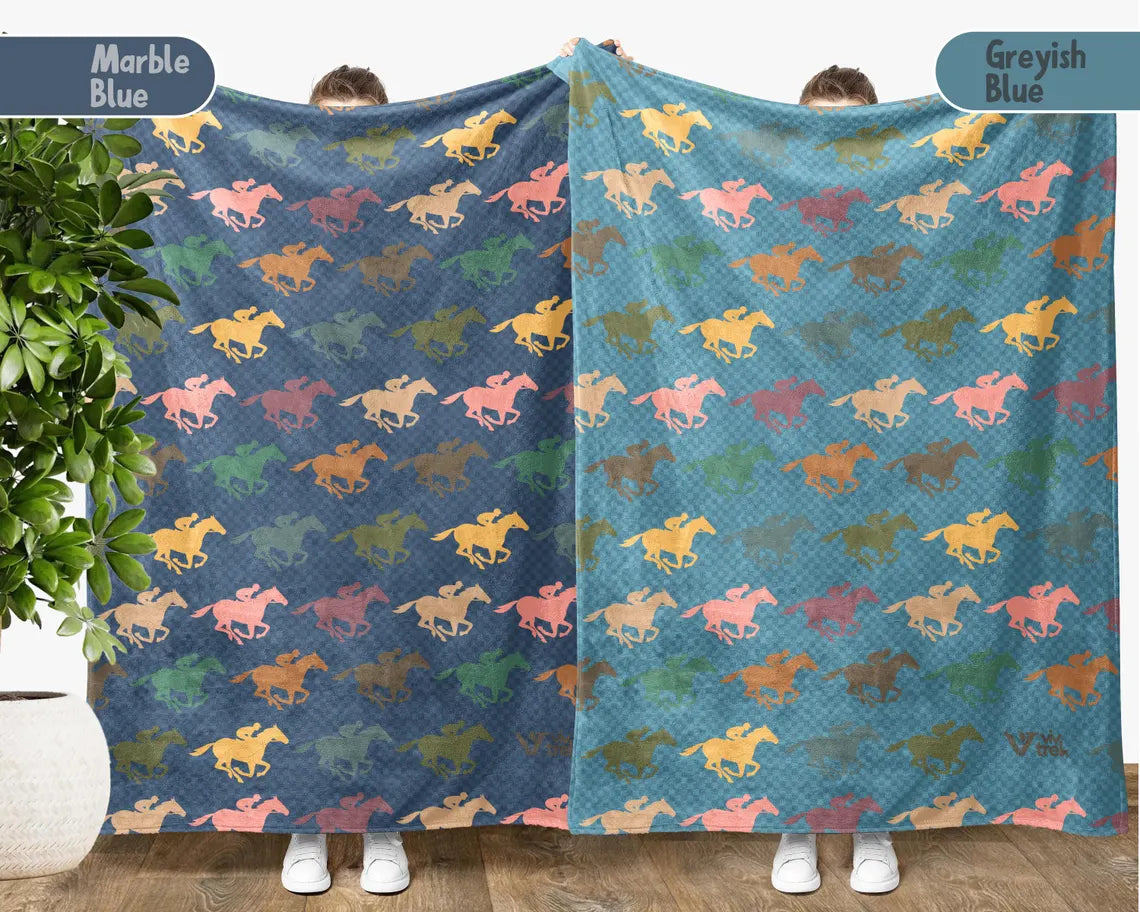 Retro Horse Racing Blanket, Cozy Equestrian Lover Throw, Race Day Gift for Jockeys & Fans, Vintage Horse Decor Blanket