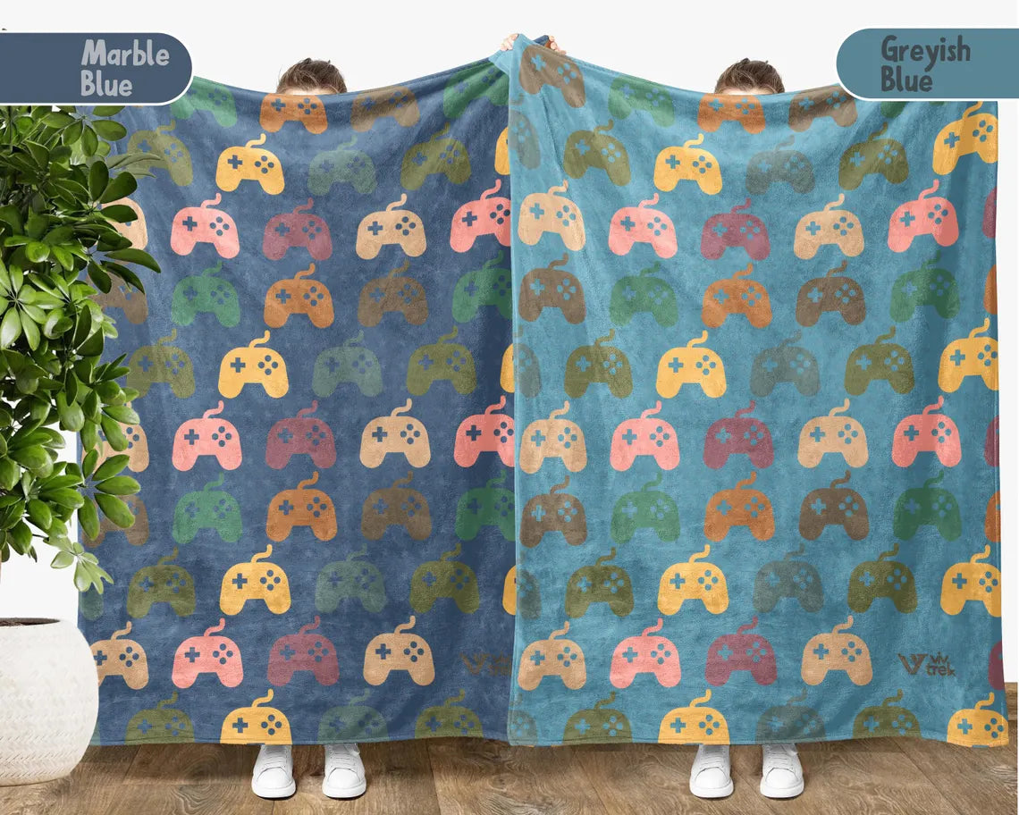 Retro Video Gaming Gift Blanket - Vintage Gamer Lover Throw - Cozy Fleece Video Game Graphic Blankets Unique Decor