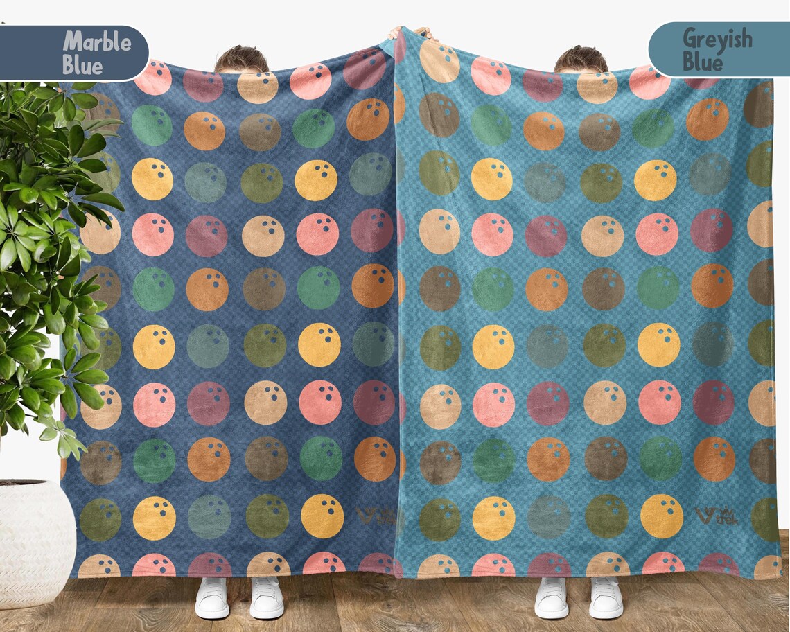 Retro Bowling Gift Blanket | Vintage Lover Throw | Cozy Sports Fleece | Unique Game Night Home Decor