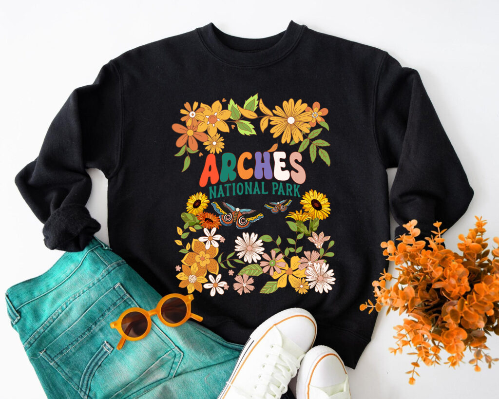 Floral Arches National Park Utah Parks Sweatshirt