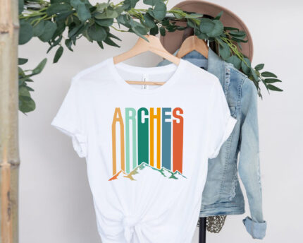 Arches National Park Colorful Utah Parks T-shirt